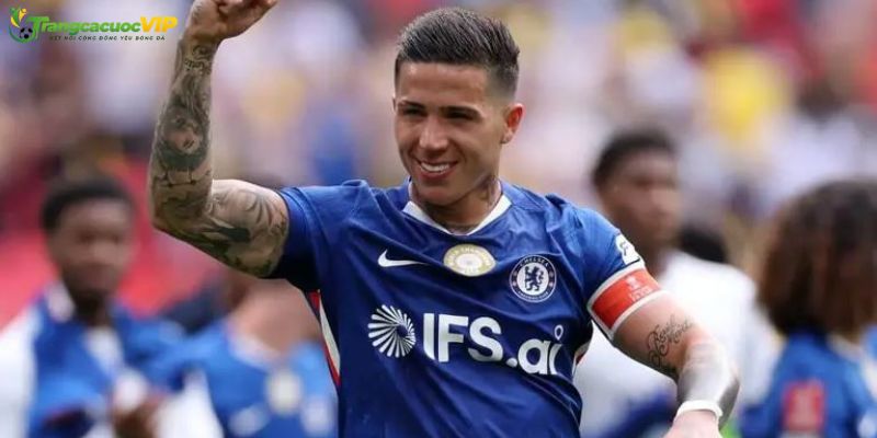 Mức giá và Manchester City quyết định tương lai Enzo Fernandez