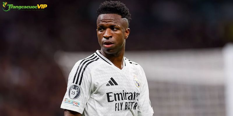 Lương thưởng, đóng góp và nguy cơ mất trắng tạo áp lực cho Real Madrid