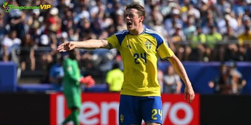 Hull có sân nhà, Man United vượt trội về lực lượng